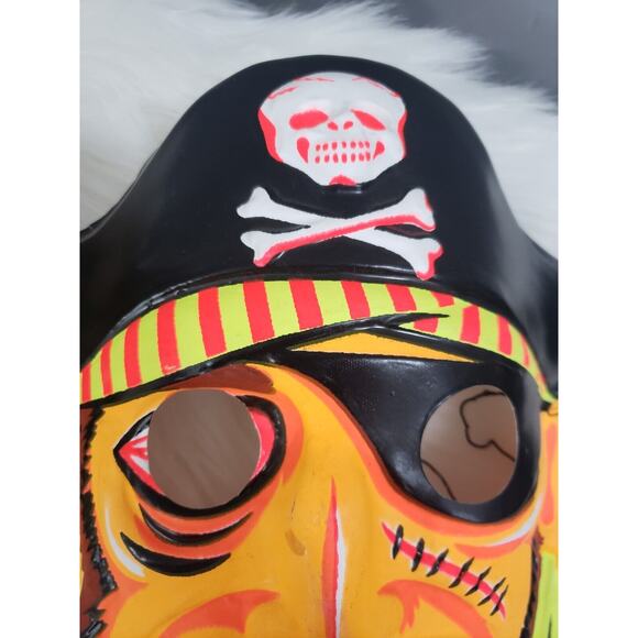 LOT 2 Monster Ben Cooper Pirate Mask Ben Cooper Halloween Vintage Black Light - Picture 8 of 16